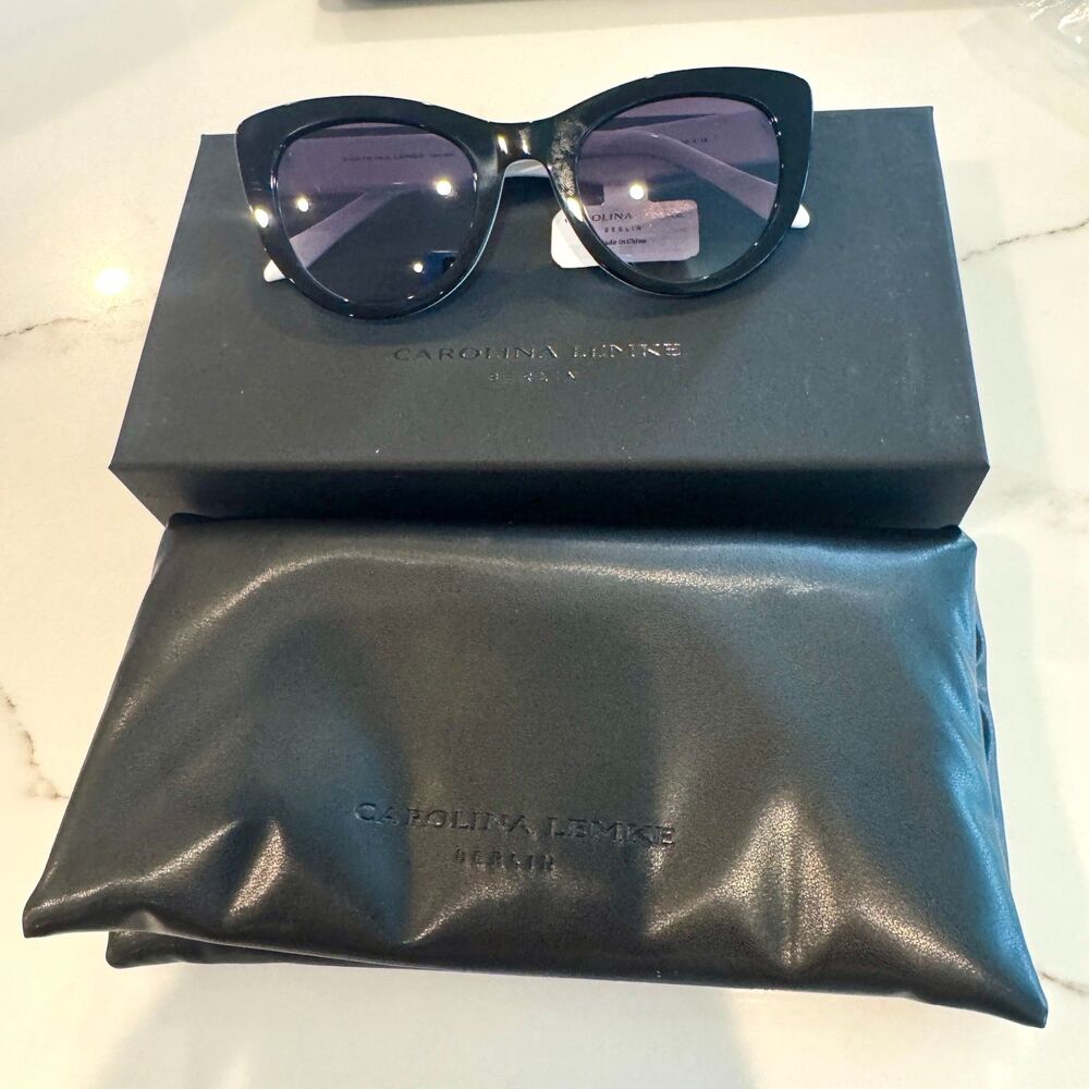 Carolina Lemke 'Sarah' Oversized Black & White Cat Eye Sunglasses - New in Box - Picture 3 of 6